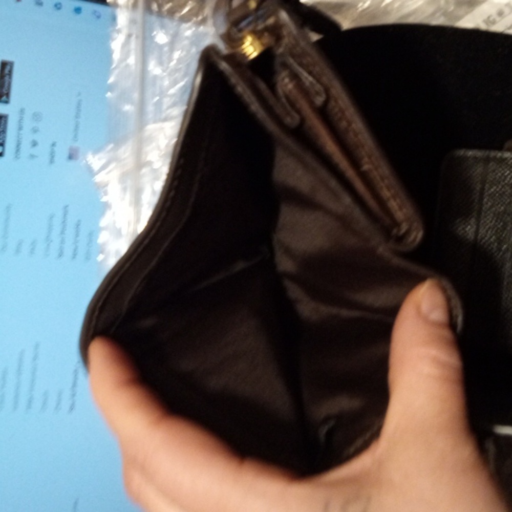 Coach wallets - Picture 3 of 13